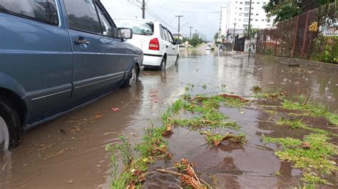 AGORA Fortes Chuvas Causam Alagamentos E Estragos Em Lages Veja As