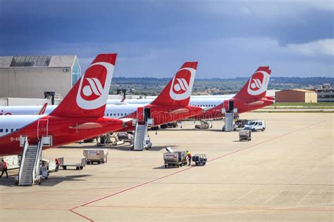 Air Berlin Fl Chen Bei Palma De Mallorca Redaktionelles Stockfoto