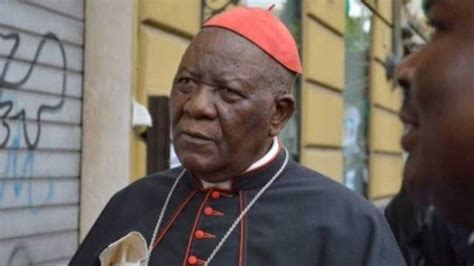 Cameroun Le Cardinal Christian Tumi Inhum La Cath Drale St Pierre