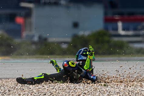 Motogp Gp Portugal As Fue La Ca Da De Rossi En Portimao Foto