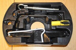 Peugeot Citroen C Picasso Tool Kit Jack Set Brace Towing