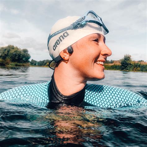 AFTERSHOKZ XTRAINERZ WATERPROOF HEADPHONES REVIEW | Simple Explorer