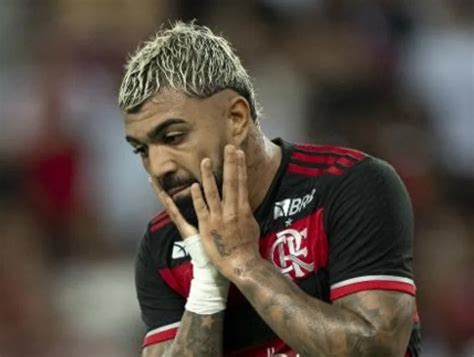 Gabigol Finalmente Explica Por Que Usou A Camisa Do Corinthians Rádio