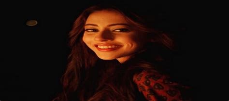 Ainy Jaffri - Biography, Age, Marriage, Dramas, Films | Reviewit.pk