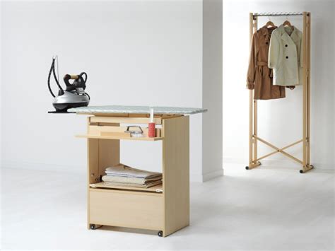 Тумба и гладильная доска - 85 фото