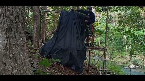 Bushcraft Camping Membangun Shelter Di Tengah Hutan Tepi Sungai Yang