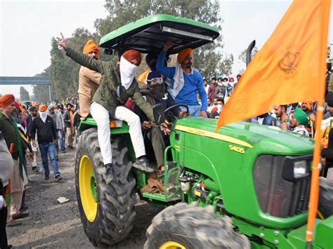 Farmers Protest Opposition Tears Into Centre Bjp Appeals For Peace