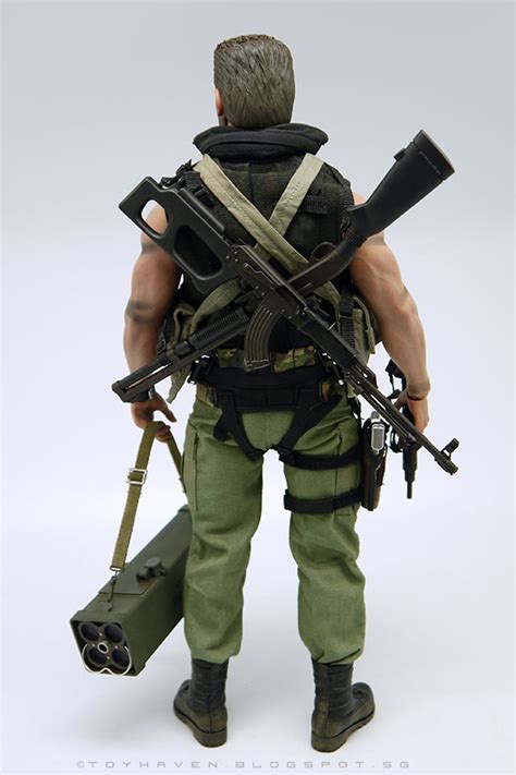 Toyhaven Hot Toys Mms Th Arnold Schwarzenegger As Commando John Matrix Figure Review Ii