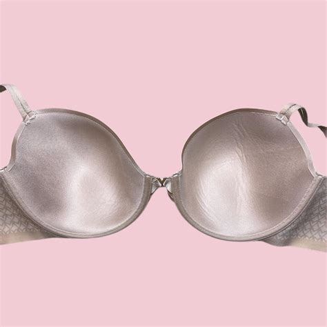 Victorias Secret Nude Bra In Excellent Condition Depop