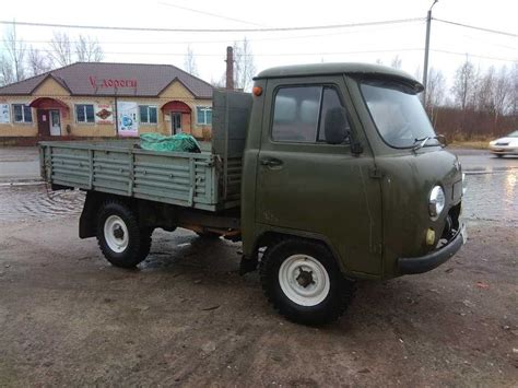 Уаз 3303: надежный помощник