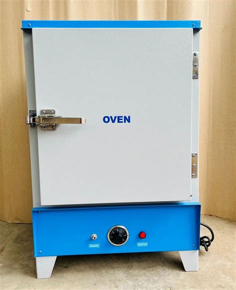 Degree Celsius Stainless Steel Thermostatic Hot Air Oven For Laboratory At Piece