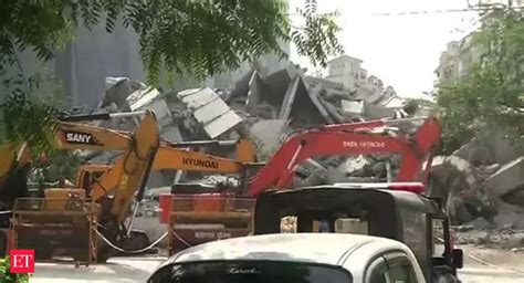 Boundary Wall Damaged Noida Twin Towers Demolition Boundary Wall Of