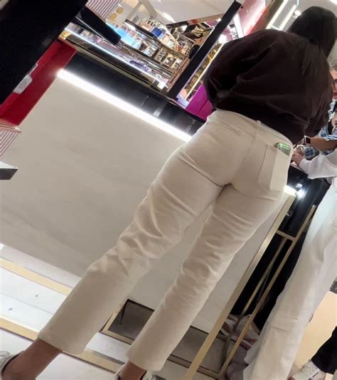 Thick Ass White Jeans Milf Tight Jeans Forum