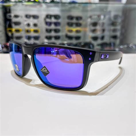 Oakley Holbrook XL | Matte Black / Prizm Violet (59) - 2aoptical