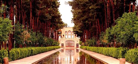 Persian Gardens: 9 UNESCO-Inscribed Magnificent Paradises