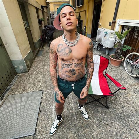 Sfera Ebbasta Outfit From April 19 2022 WHATS ON THE STAR