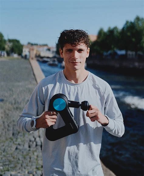 Дмитрий Неделин