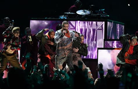 Justin Timberlake Super Bowl Halftime Show Pictures 2018 | POPSUGAR ...