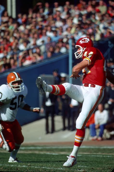 Vintage Kcchiefs On Twitter Jerrel Wilson Booming Another Punt