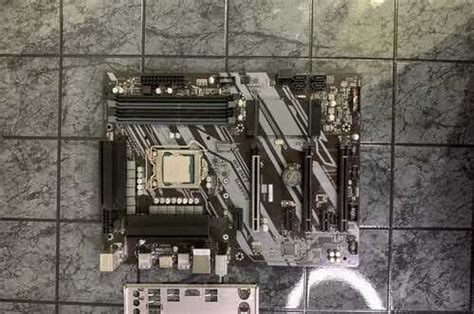 Материнская плата Gigabyte z390 ud + i7 9700kf | Festima.Ru ...