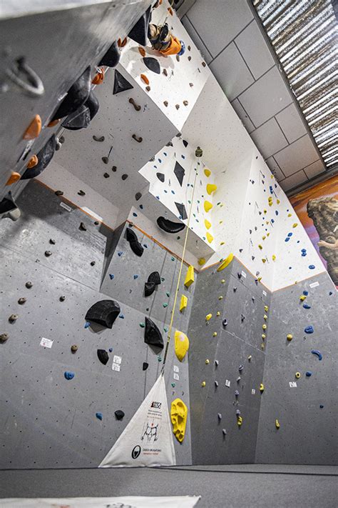 Zona escalada con cuerda - Rockandbloc