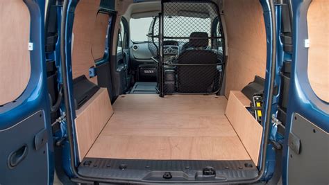 Renault Kangoo E-TECH electric (2011-2021) seating & load space ...