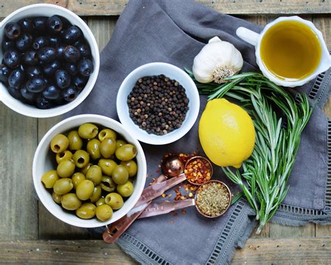 Easy Italian Marinated Olives Southern Discourse