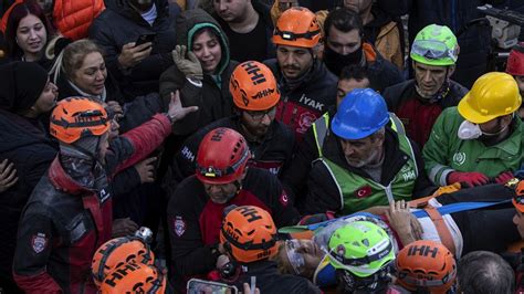 Rescues in Turkey offer moments of relief in quake aftermath