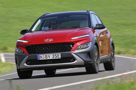 Hyundai Kona is Best Small SUV 2021 - GearOpen.com