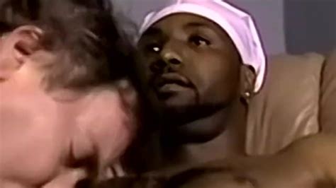 Black Garanhão Se Masturbando e Tendo Seu Pau Gordo Chupado Pornhub Gay