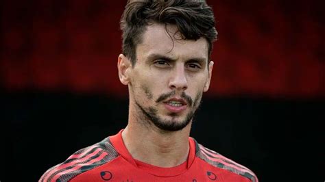 Oi Sumido Esclarecimento Sobre Rodrigo Caio De Volta Ao S O Paulo Em