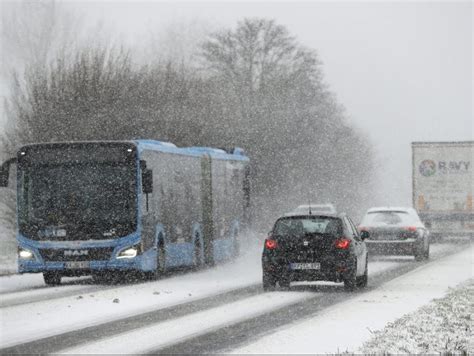 Les Nevades Provoquen El Caos Al Nord I El Centre Deuropa R G