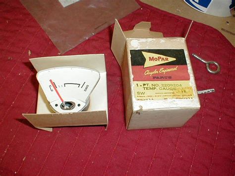 NOS Mopar Temp Gauge 1961 Plymouth Valiant All Models Hiltop Auto Parts