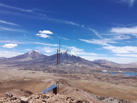 Parinacota et Pomerape depuis lensommet - Camptocamp.org