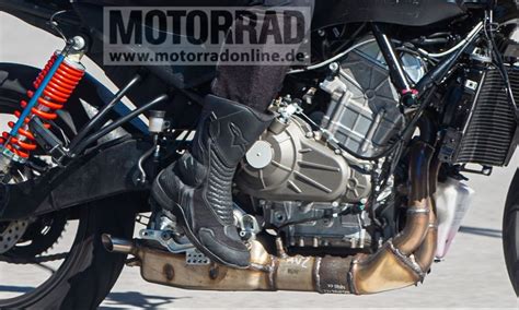 Naked Aprilia Tuono Spied On Test In Europe