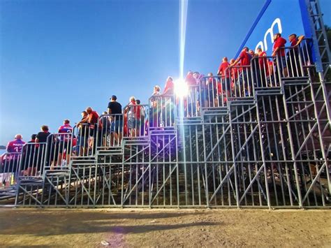 Absurd stadion in Champions League Raków Częstochowa In de Hekken