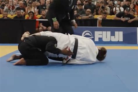 Video Demetrious Johnson Submitted At Ibjjf World Masters