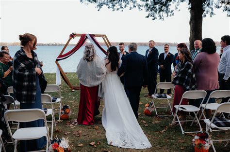 Belhurst Castle Weddings - lydiaannephotography.com