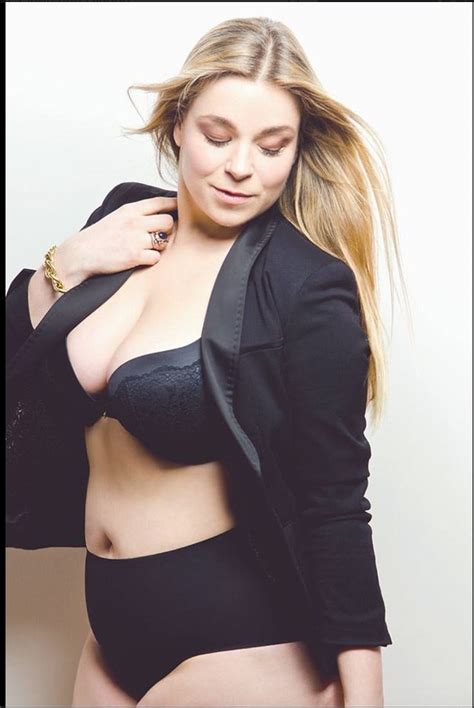 Pin Auf Plus Size Model Caterina Pogorzelski