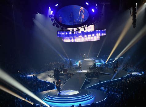 Carrie Underwood: Performs in concert for The Storyteller Tour -03 ...