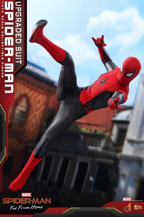Hot Toys Spider Man Far From Home 1 6 Spider Man Upgraded Suit Figures