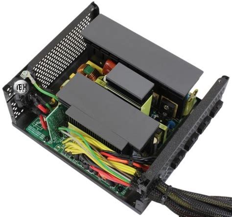 Chieftec GPS-500C 500W – мощный источник питания с пассивным охлаждением
