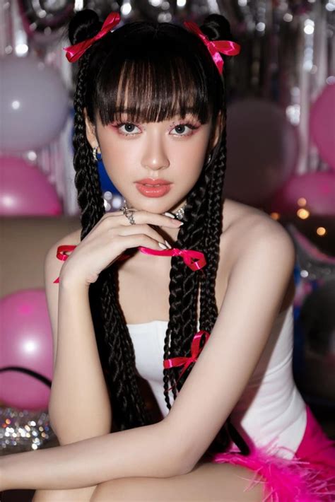 Hot girl từng nổi tiếng nhờ chụp ảnh CCCD giờ ra sao