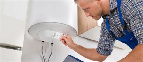 What To Do With A Leaking Hot Water Heater Women Daily Magazine