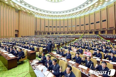 北 최고인민회의 제14기 제8차회의 개최김정은 불참