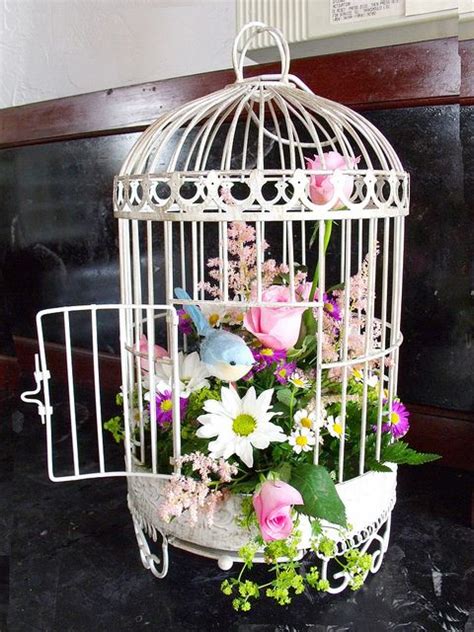 20+ Flower Arrangements With Bird Cages – The Urban Decor