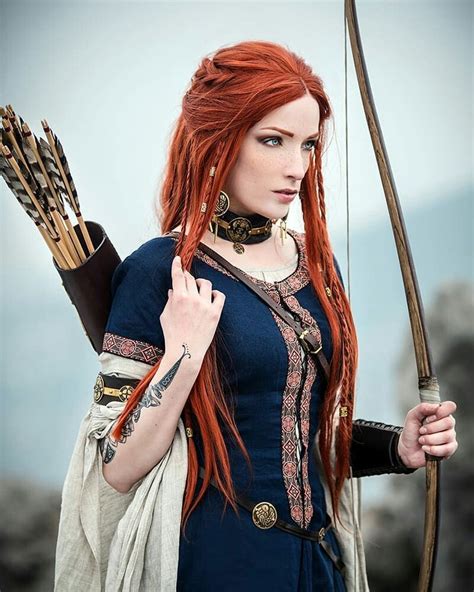 Pin By Lucia Roux On Góticas Warrior Woman Cosplay Woman Fantasy