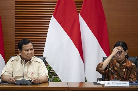 Kebutuhan Akan Barang Barang Mewah Dinamakan Kebutuhan 10