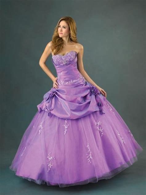 How To Correctly Wear And Model Beauty Pageant Evening Gowns Hubpages