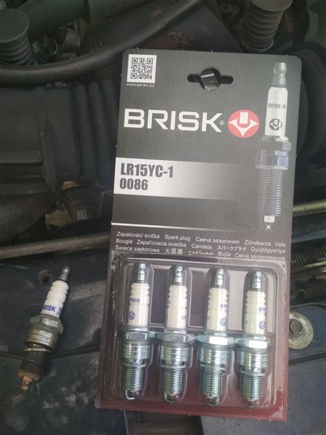 Замена свечей — Chevrolet Niva, 1,7 л, 2006 года | плановое ТО | DRIVE2